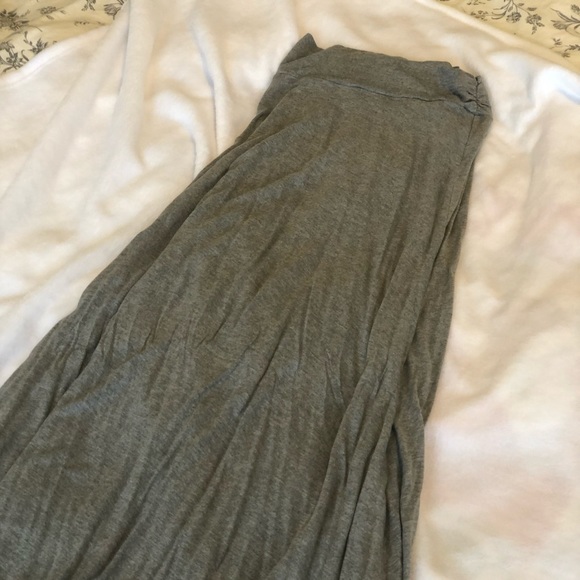 FOREVER21 Grey Maxi Skirt - Picture 2 of 5